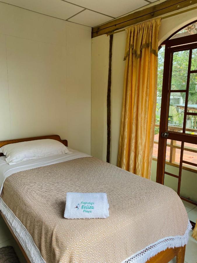Nelyza'S Suites & Adventure Puerto Ayora Kültér fotó